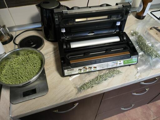 Vacuum sealing some hops